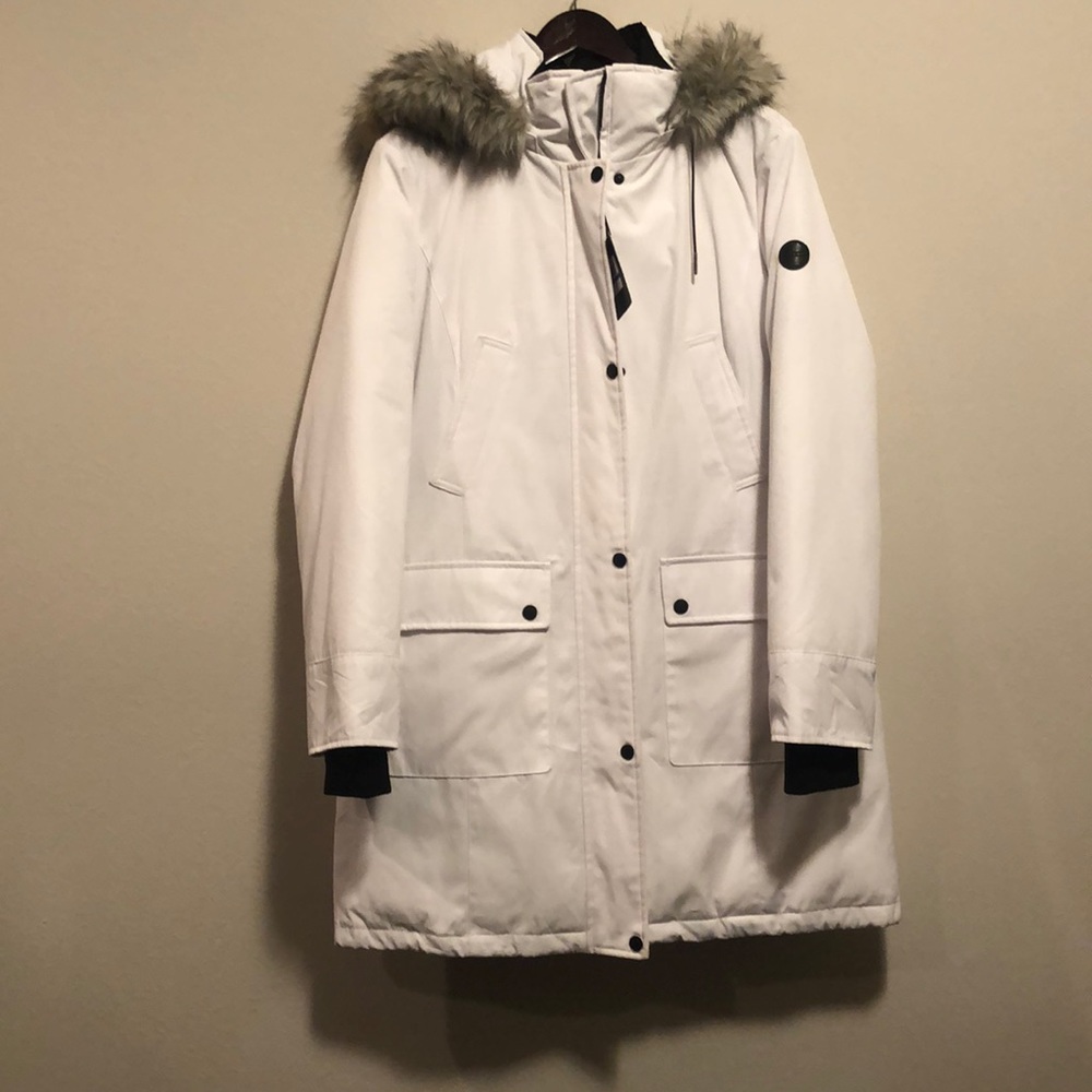 Women Andrew Marc white parka jacket size large, new
